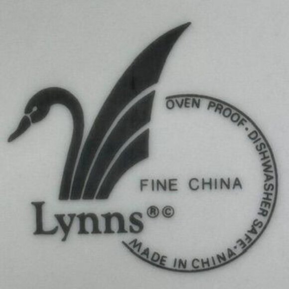 Vtg. Lynns Fine China St Maria Soup Cereal Bowl 4-Piece Set Christmas Dinnerware - Picture 6 of 9